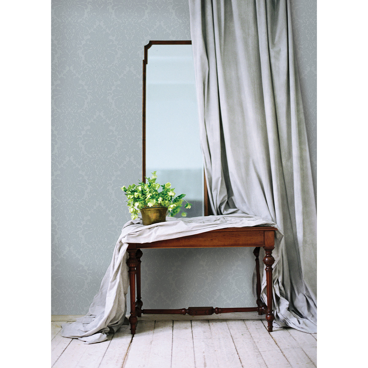Betina Light Blue Damask Wallpaper - Scroll Wallpaper