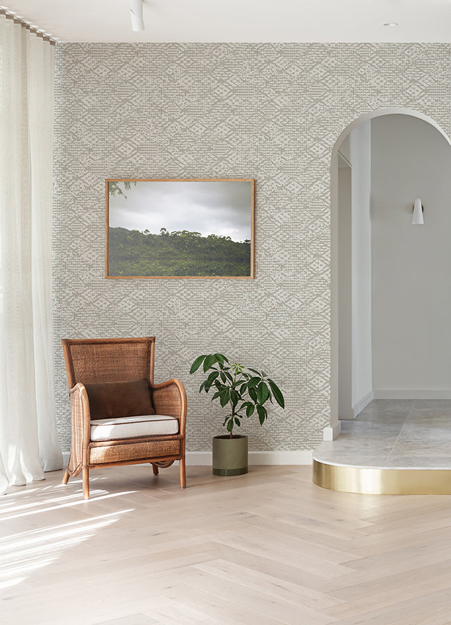 Helene Silver Glitter Geometric Wallpaper - Geometric Wallpaper