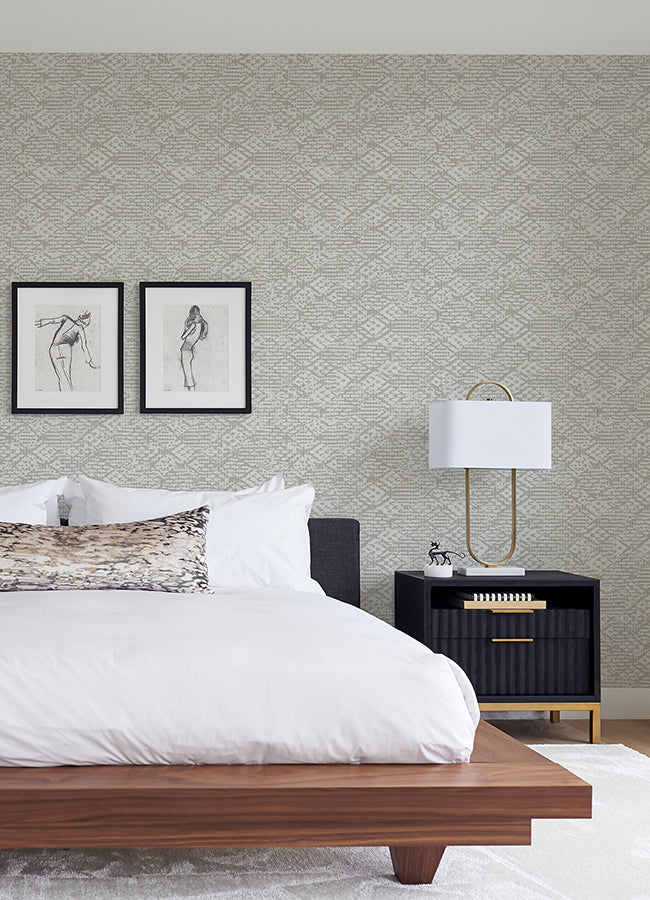 Helene Silver Glitter Geometric Wallpaper - Geometric Wallpaper