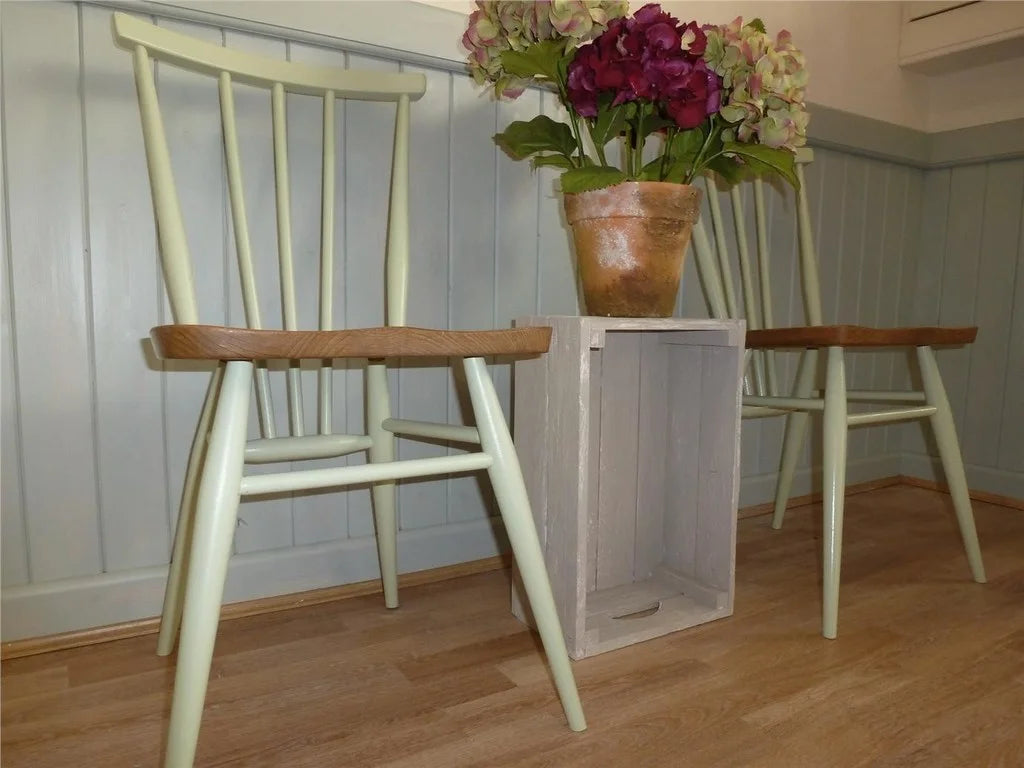 Cooking Apple Green No. 32 - Farrow & Ball Paint