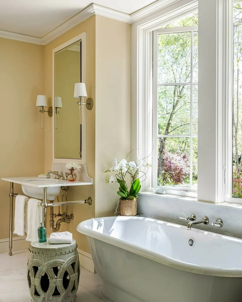 Orange Coloured White No. W5 - Farrow & Ball Paint