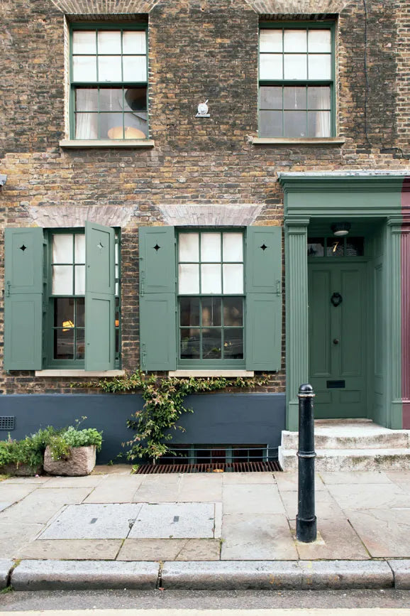 Green Smoke No. 47 - Farrow & Ball Paint