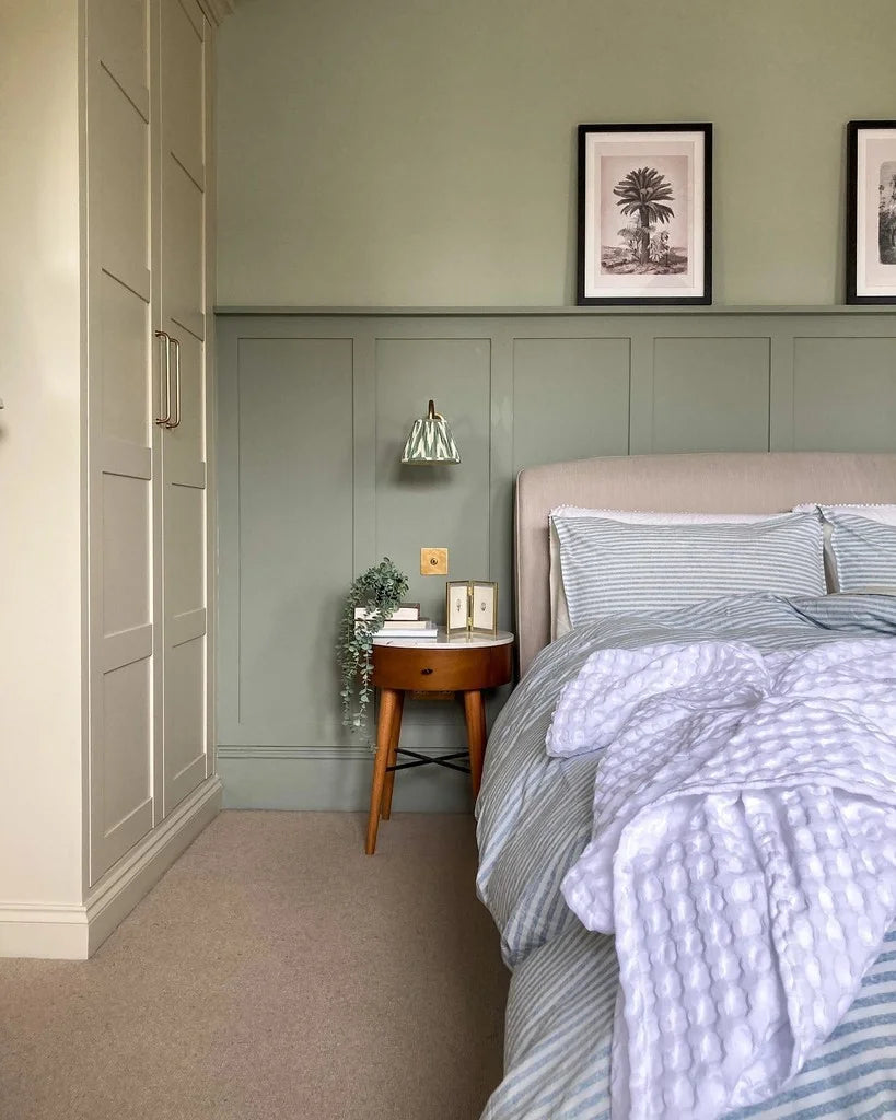 Shaded White No. 201 - Farrow & Ball Paint