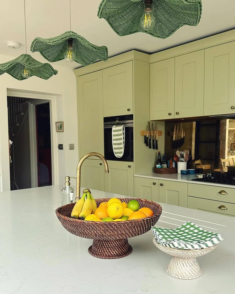 Cooking Apple Green No. 32 - Farrow & Ball Paint