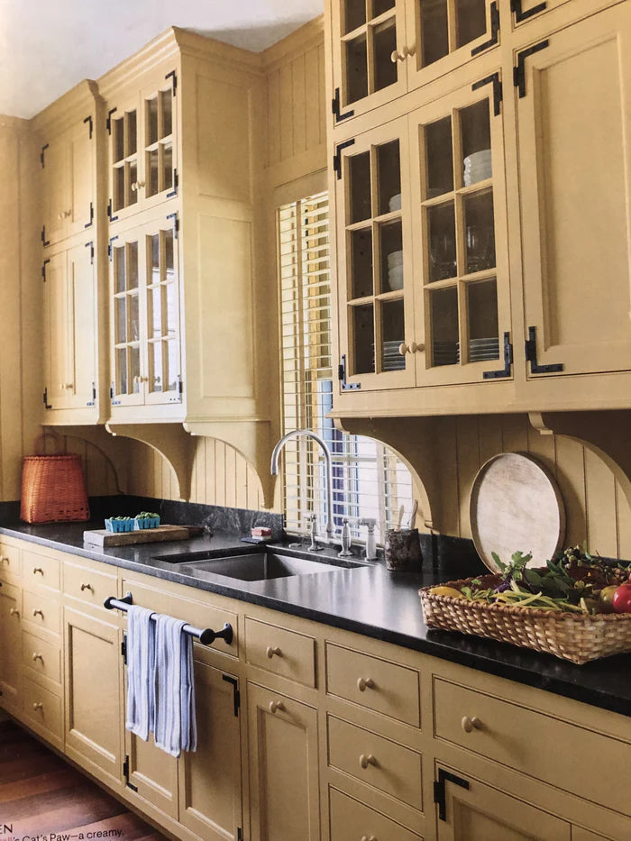 Cat's Paw No. 240 - Farrow & Ball Paint