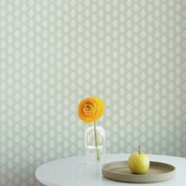 Leaf Pendant Wallpaper by Grandmillennial Wallpaper