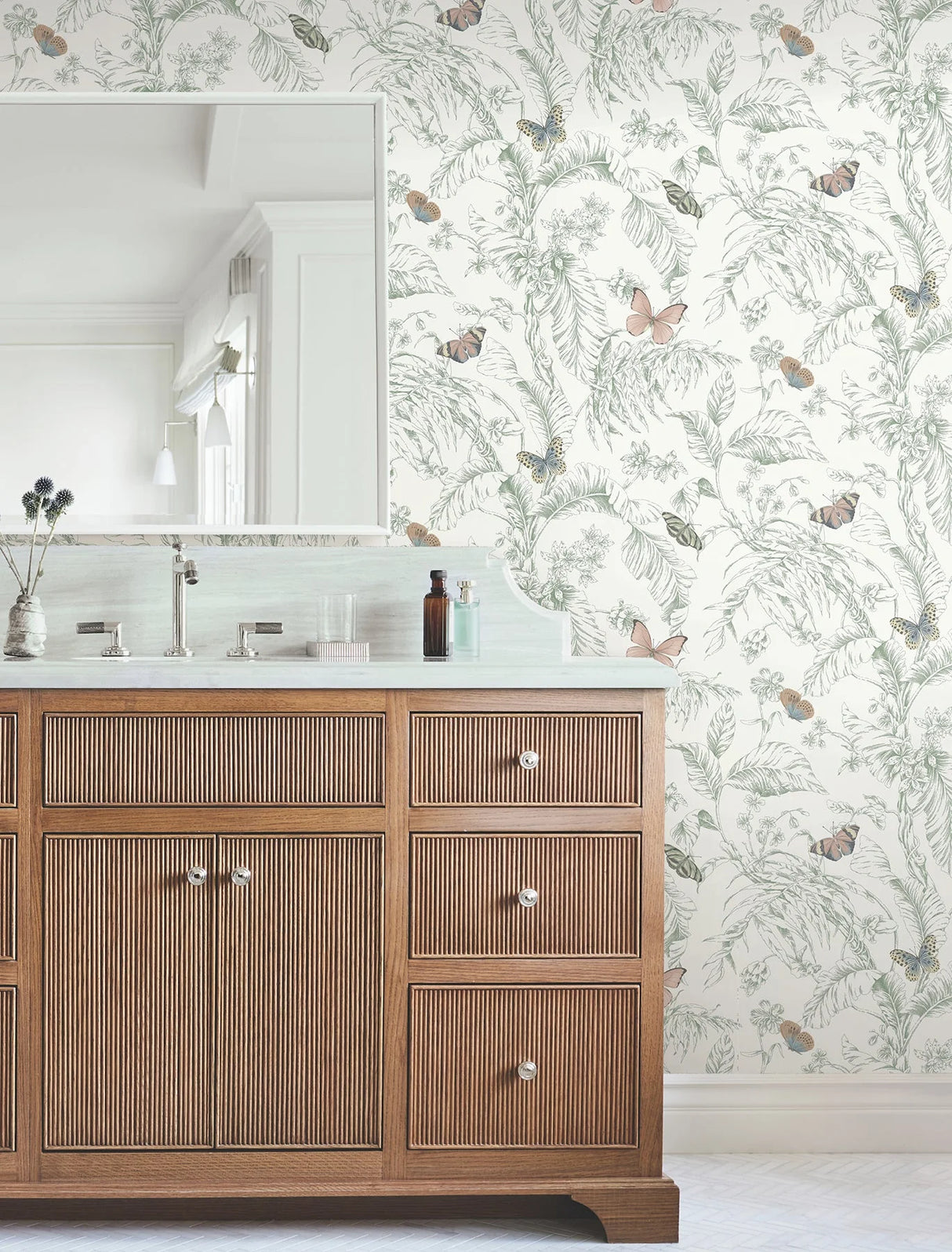 Papillon Wallpaper by Toiles Resource Library