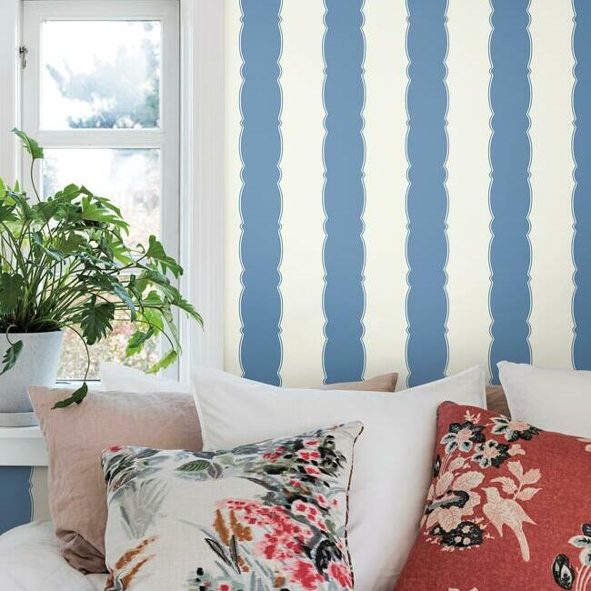 Scalloped Stripe Wallpaper by Grandmillennial Wallpaper