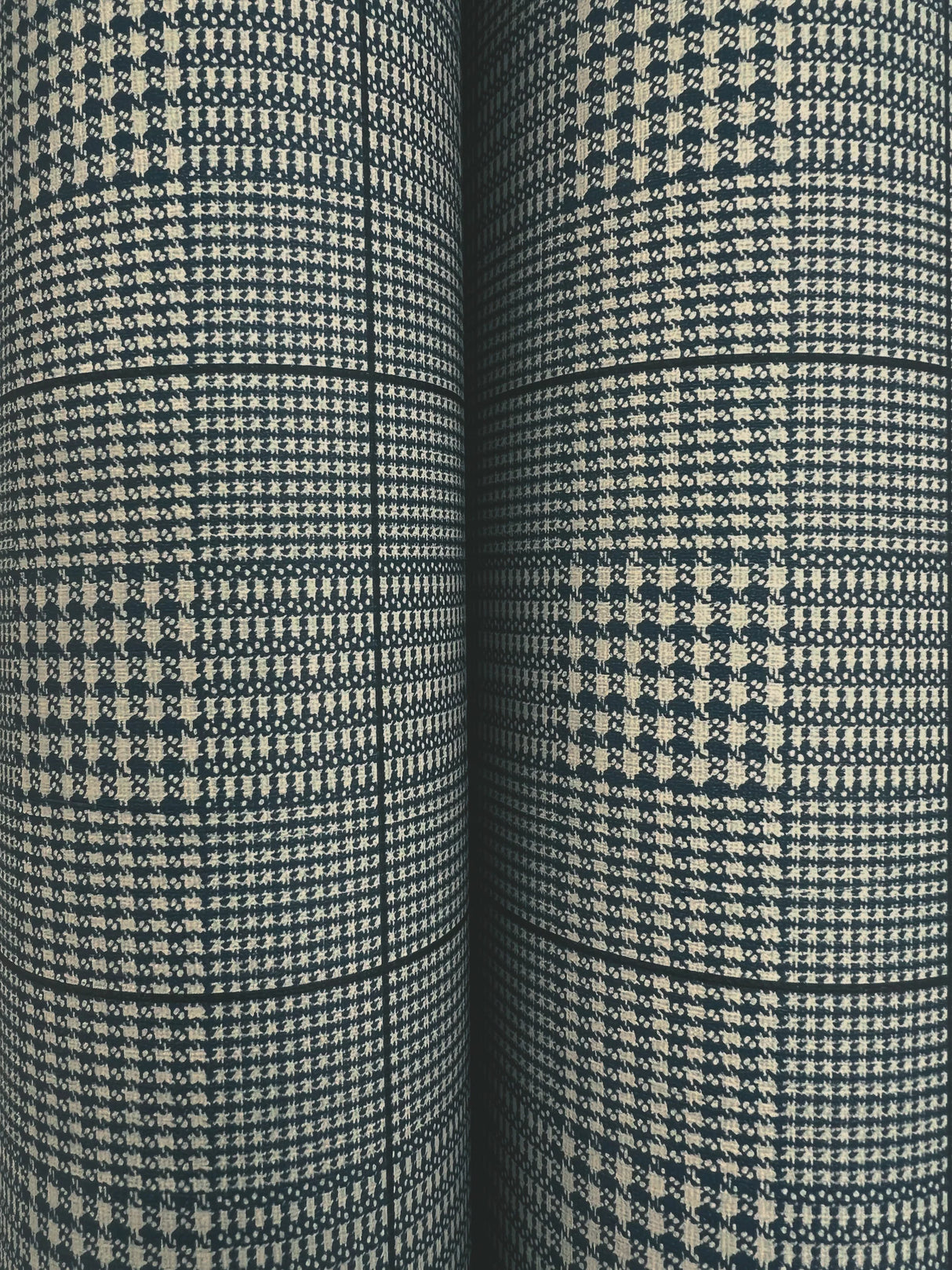 Windsor Wallpaper by Legacy