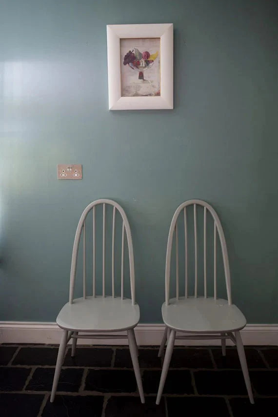 Dix Blue No. 82 - Farrow & Ball Paint