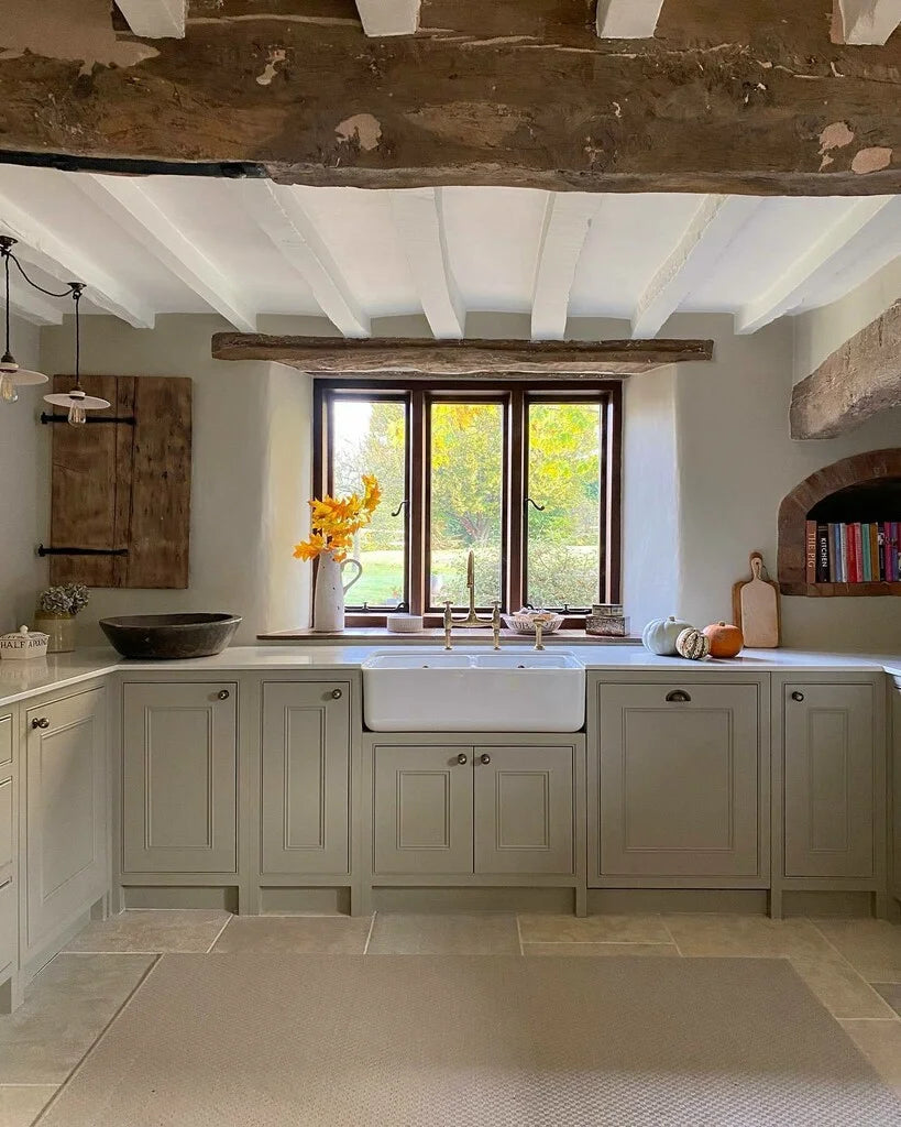 Light Gray No. 17 - Farrow & Ball Paint