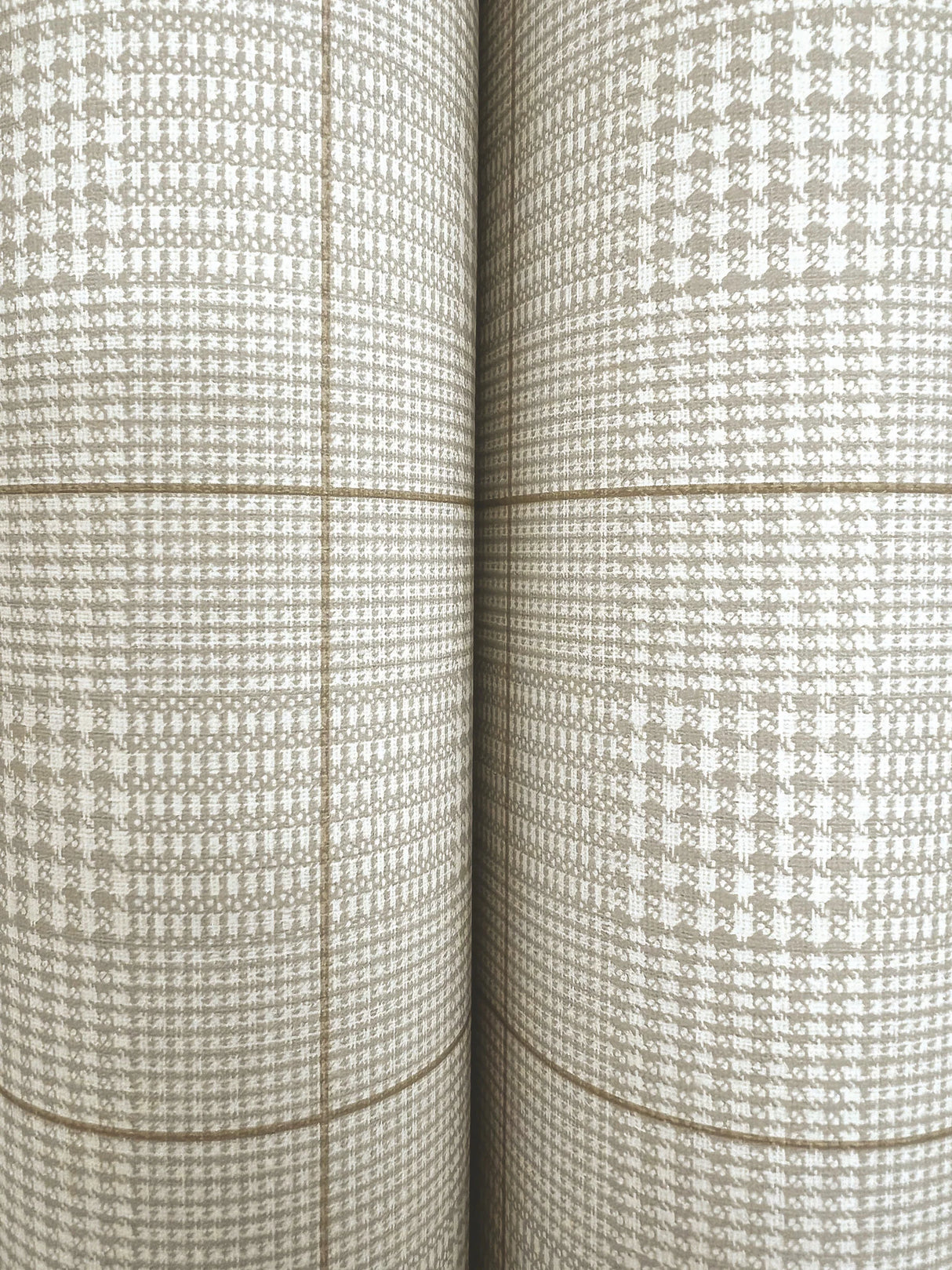 Windsor Wallpaper by Legacy