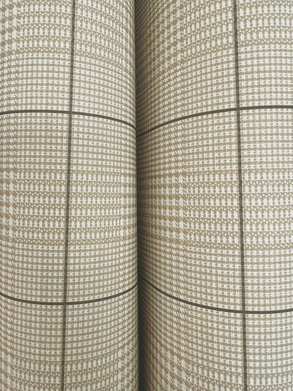 Windsor Wallpaper by Legacy