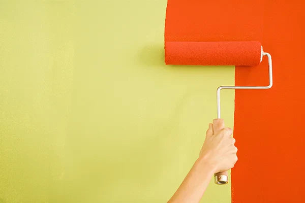 How to Avoid Brush and Roller Lines When Painting Large Areas
