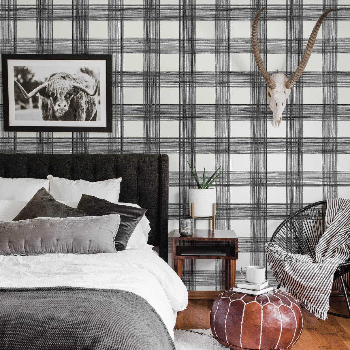 Scarborough Black Striated Plaid Wallpaper - Plaid Wallpaper