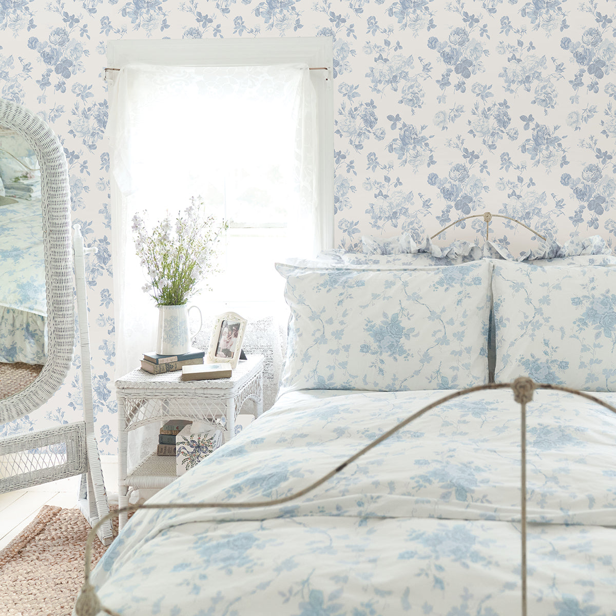 Everblooming Rosettes Sky Blue Cabbage Rose Bouquets Wallpaper - Toile Wallpaper