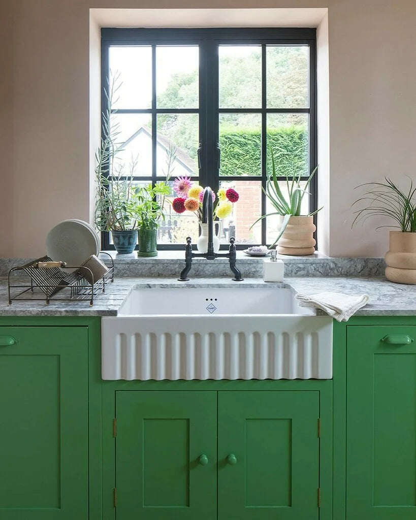 Emerald Green No. W53 - Farrow & Ball Paint