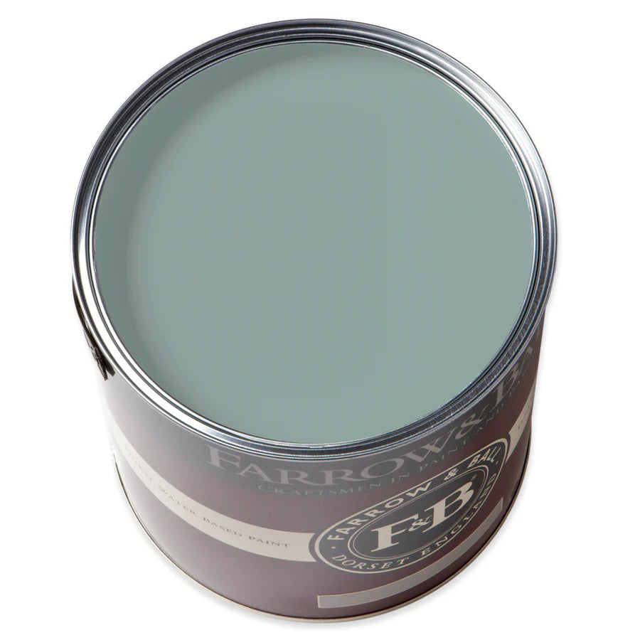 Dix Blue No. 82 - Farrow & Ball Paint