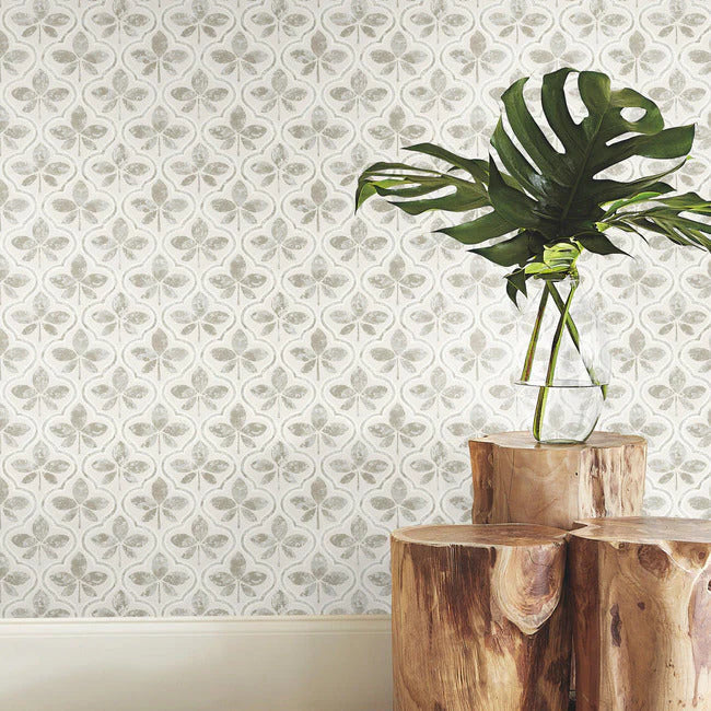 Sevilla Wallpaper by Greenhouse Wallpaper
