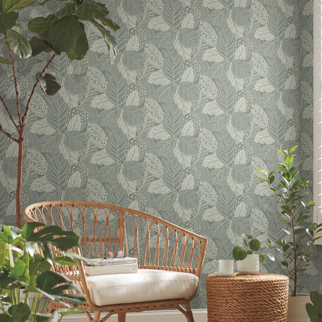 Vinca Wallpaper by Greenhouse Wallpaper
