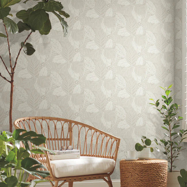 Vinca Wallpaper by Greenhouse Wallpaper
