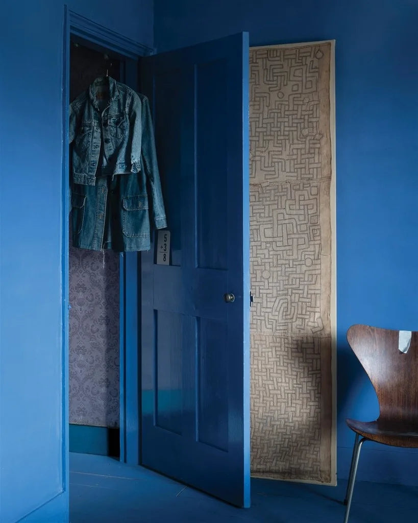 Pitch Blue No. 220 - Farrow & Ball Paint