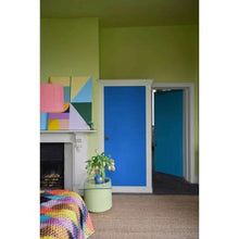 Load image into Gallery viewer, Pea Flower Tea No. CB12 - Farrow &amp; Ball Paint
